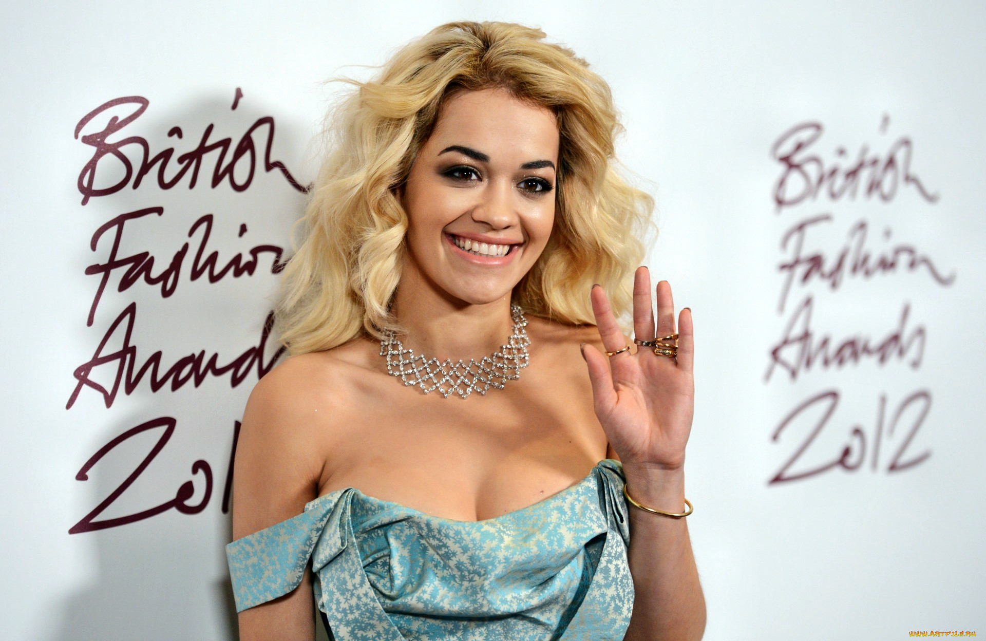 rita, ora, , , , r, and, b, , 
